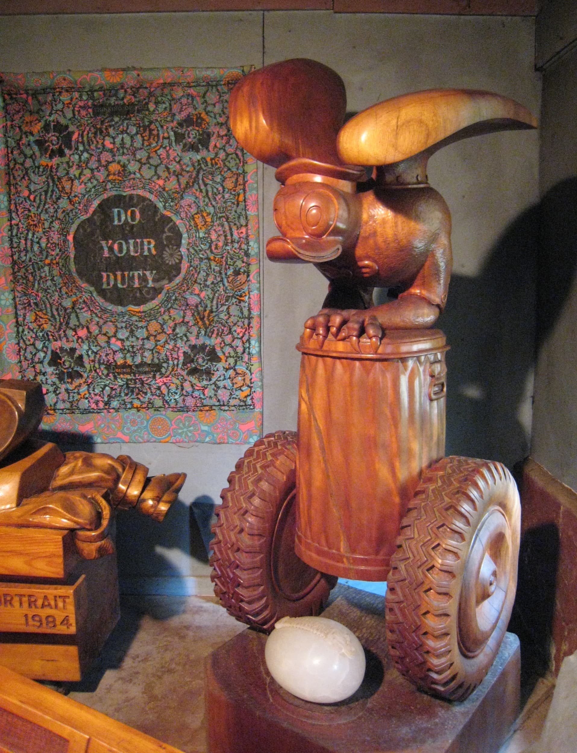 William Kent, D.Duck #1, 1977–78. Mahogany and Alabaster. Courtesy William Kent Art Foundation.