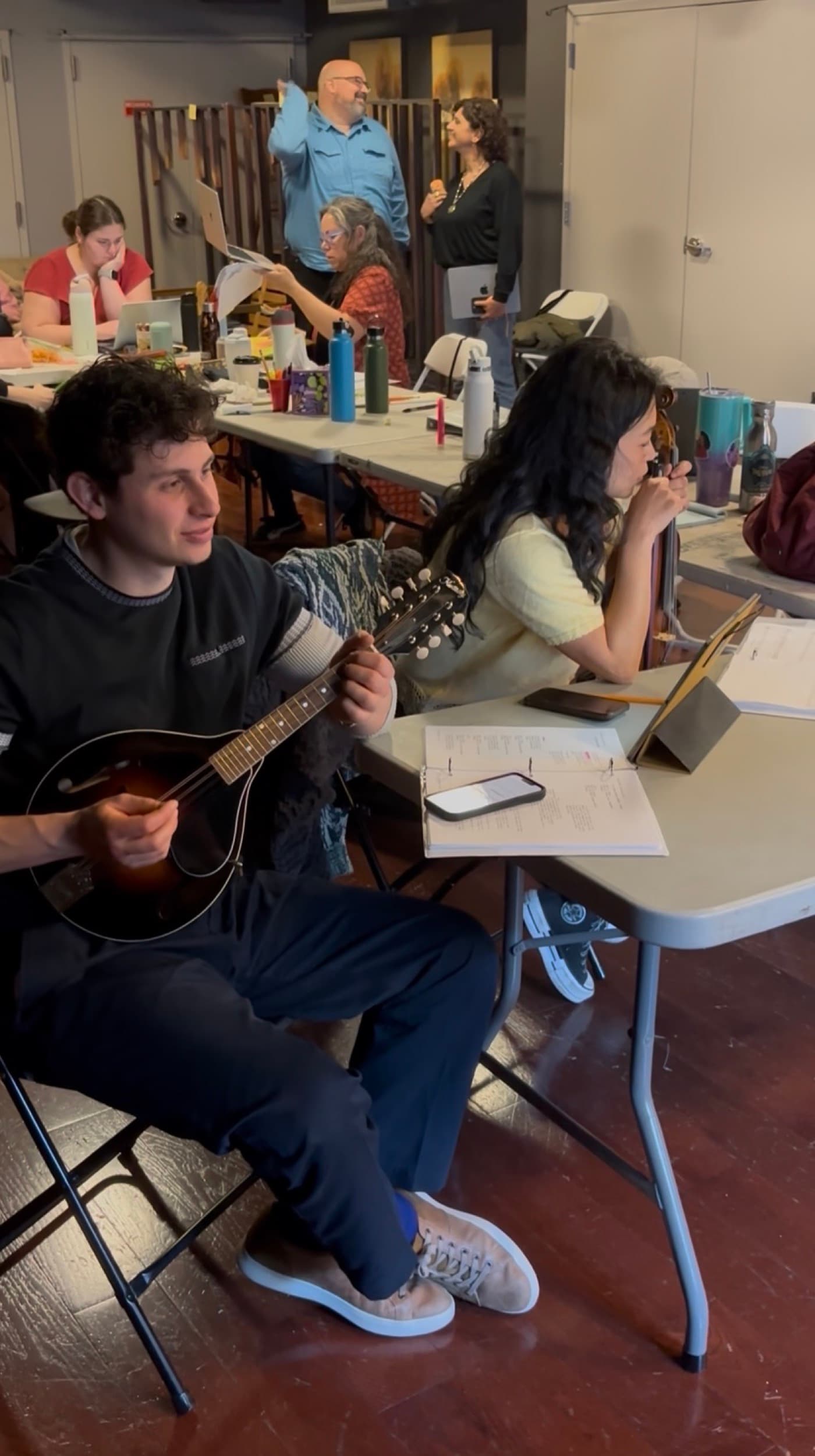 Rehearsal for Canciones. Photo: Danny Borba.